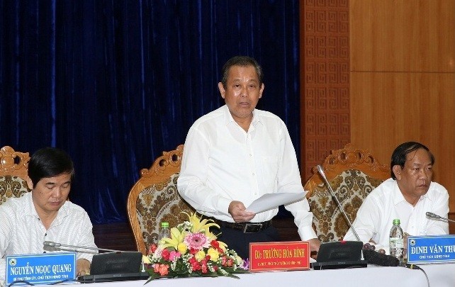 Вице-премьер Чыонг Хоа Бинь посетил провинцию Куангнам с рабочим визитом - ảnh 1